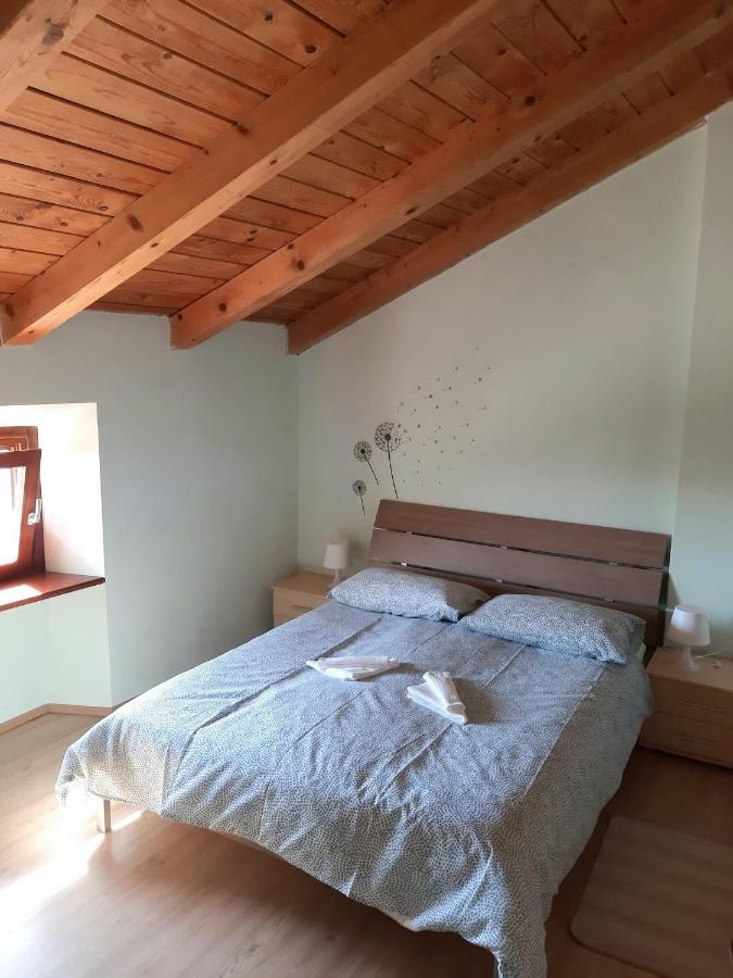 Casa Girasole Villa Buje Exteriör bild