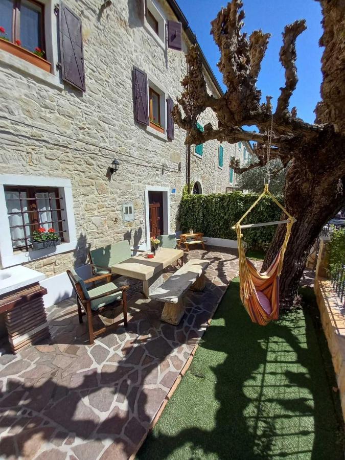 Casa Girasole Villa Buje Exteriör bild